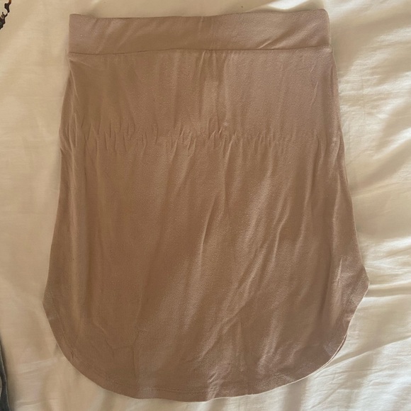 Forever 21 skirt - Picture 2 of 3